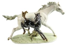520 - FIGURA EN PORCELANA ALEMANA "HUTSCHENREUTHER"