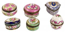 449 - CONJUNTO DE CAJITAS DE PORCELANA