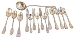 694 - LOTE VARIADO DE CUBIERTOS DE PLATA