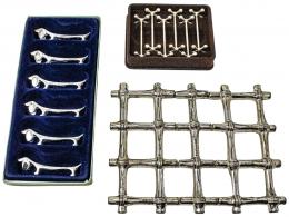 968 - SALVAMENTELES Y APOYA CUBIERTOS DE METAL PLATEADO