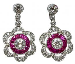 134 - PENDIENTES CON DIAMANTES Y RUBÍES DE PPS. DEL S.XX