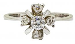 50 - ANILLO ROSETÓN CON BRILLANTES
