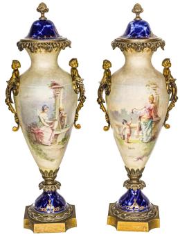 495 - PAREJA DE JARRONES FRANCESES SÈVRES DE FINALES DEL S.XIX