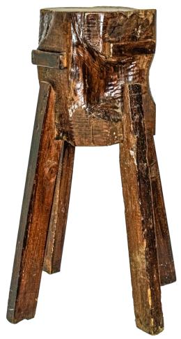 958 - SOPORTE PARA CORTAR CARNE DE LA PRIMERA MITAD DEL S.XX