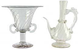 19 - CENTRO DE MESA Y ACEITERA EN CRISTAL SOPLADO DE MEDIADOS SXX