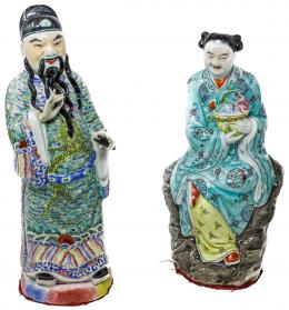 414 - PAREJA DE DIGNATARIOS DE PORCELANA CHINA ÚLTIMO CUARTO S.XX