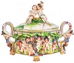 421 - CENTRO DE PORCELANA CAPODIMONTE DE MEDIADOS DEL S.XX