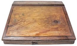 906 - CAJA ESCRIBANÍA DE SOBREMESA DE PRINCIPIOS DEL S.XX