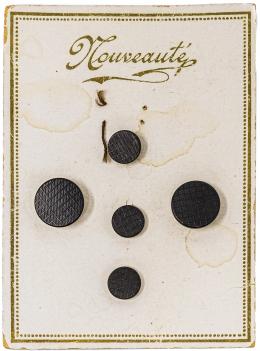 822 - CONJUNTO DE BOTONES PARA SMOKING DE PPS. DEL S.XX