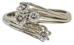 13 - ANILLO CON BRILLANTES