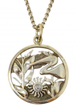 188 - MEDALLÓN COLGANTE CON CADENA EN PLATA