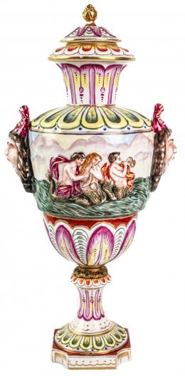 453 - JARRÓN EN PORCELANA CAPODIMONTE DE MEDIADOS DEL S.XX