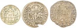 428 - TRES MONEDAS DE PLATA 