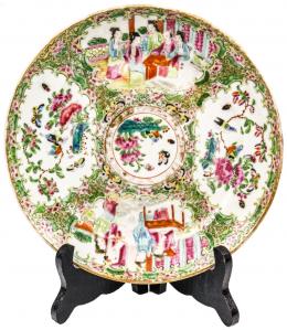 439 - PLATO EN PORCELANA CHINA DE PRINCIPIOS DEL S.XX
