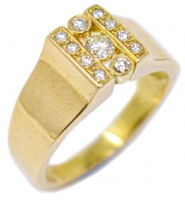61 - ANILLO CON BRILLANTES