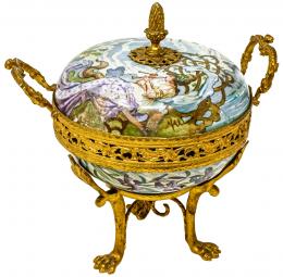 484 - CAJA EN PORCELANA SÈVRES DE PRINCIPIOS DEL S.XX