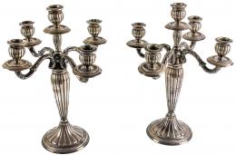 723 - PAREJA DE CANDELABROS DE PLATA DE MEDIADOS DEL S.XX