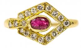 36 - ANILLO CON RUBÍ Y BRILLANTES
