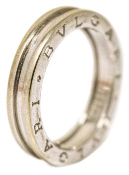 18 - ANILLO DE ORO