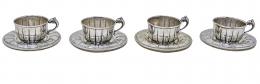 762 - CONJUNTO DE CUATRO TAZAS CON PLATO EN PLATA