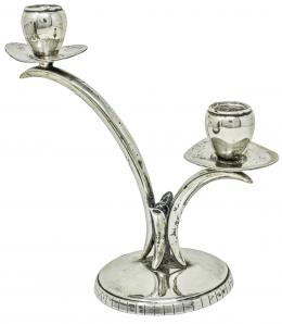 710 - CANDELABRO DE PLATA DEL ÚLTIMO CUARTO DEL S.XX