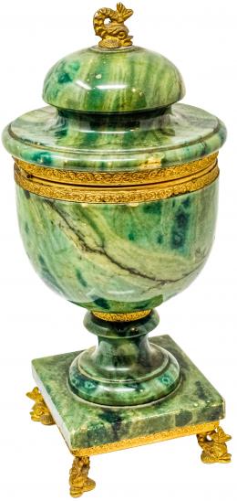 922 - COPA CON TAPA DE PIEDRA DURA COLOR VERDE 