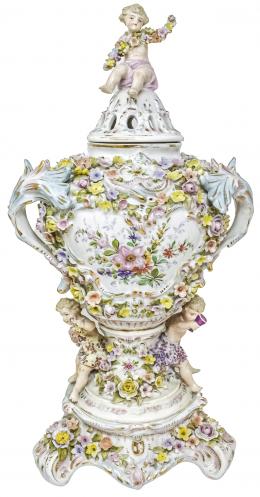 494 - JARRÓN CON TAPA DE PORCELANA ALEMANA