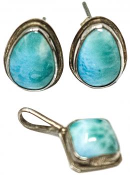 111 - CONJUNTO CON LARIMAR