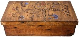 892 - CAJA DE MADERA POLICROMADA DEL PRIMER CUARTO DE S. XX