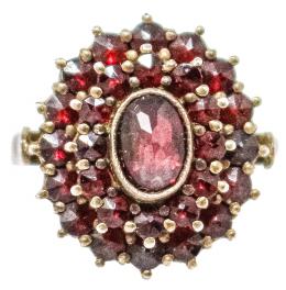 64 - ANILLO ROSETÓN CON GRANATES