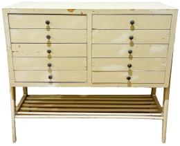 304 - MUEBLE COSTURERO DE MEDIADOS DE SIGLO XX