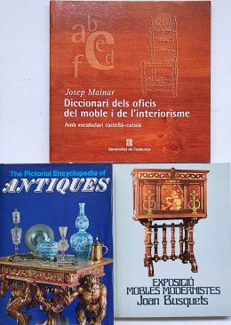473 - TRES LIBROS SOBRE MOBILIARIO Y ANTIGÜEDADES.     