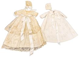 834 - VESTIDO DE ACRISTIANAR Y ABRIGO DE PRINCIPIOS DEL SIGLO XX