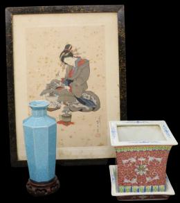 390 - CONJUNTO DE TRES PIEZAS ORIENTALES