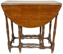 291 - MESA DE ALAS DE LOS AÑOS 40