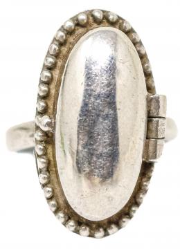 71 - ANILLO PORTA VENENO EN PLATA
