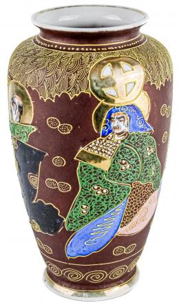 403 - JARRÓN EN PORCELANA JAPONESA DE MEDIADOS DEL S.XX