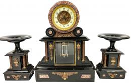 736 - RELOJ CON GUARNICIÓN DE LA SEGUNDA MITAD DE S. XIX