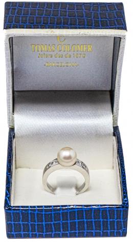 60 - ANILLO CON PERLA Y BRILLANTES