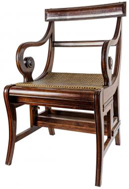 351 - SILLA ESCALERA DEL SEGUNDO TERCIO DEL S.XX.