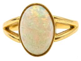 80  -  ANILLO CON ÓPALO