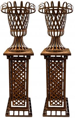 1085  -  PAREJA DE COPAS DECORATIVAS CON PEDESTAL