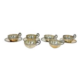 874 - CONJUNTO DE TAZAS CON PLATO EN PLATA DEL PRIMER TERCIO S.XX
