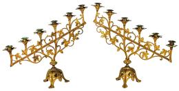 955  -  PAREJA DE CANDELABROS DE IGLESIA