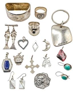 212  -  LOTE DE JOYERÍA DE PLATA