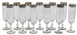 24  -  CONJUNTO DE 12 COPAS DE CAVA DE MEDIADOS DEL S.XX