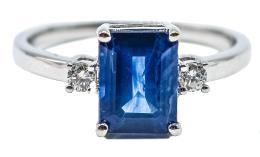 13 - ANILLO CON ZAFIRO Y BRILLANTES