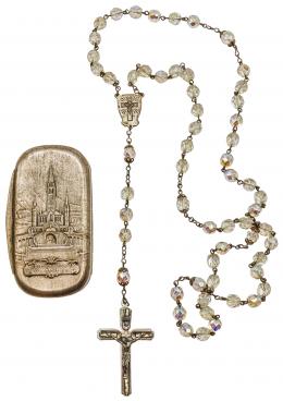 885  -  ROSARIO CON CAJA DE LOURDES, PPS. DEL S.XX
