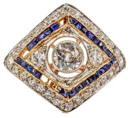 232  -  SORTIJA ART DECÓ CON DIAMANTES Y ZAFIROS, AÑOS 30