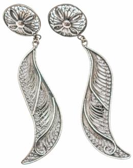 212 - PENDIENTES LARGOS CON FILIGRANA